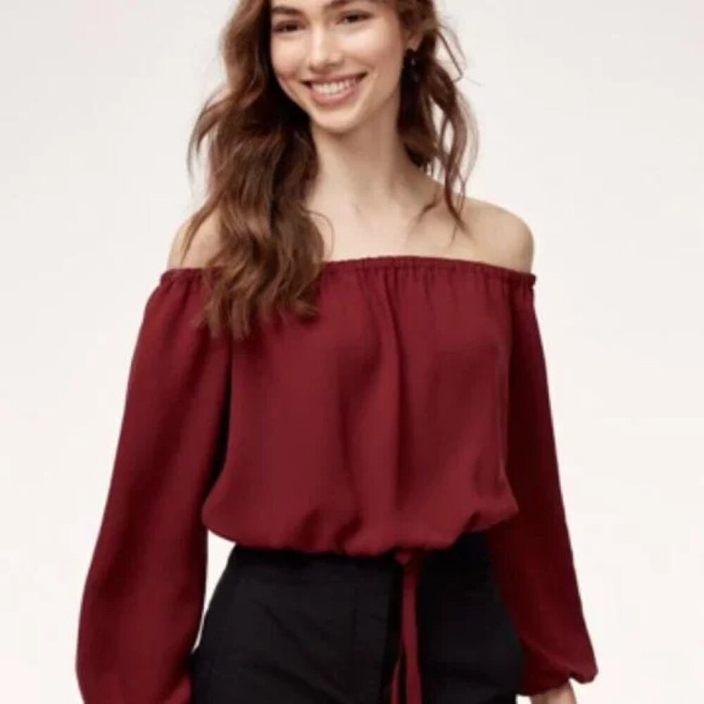 Aritzia Wilfred Eleanora Off Shoulder Blouse Row Red Sz S
